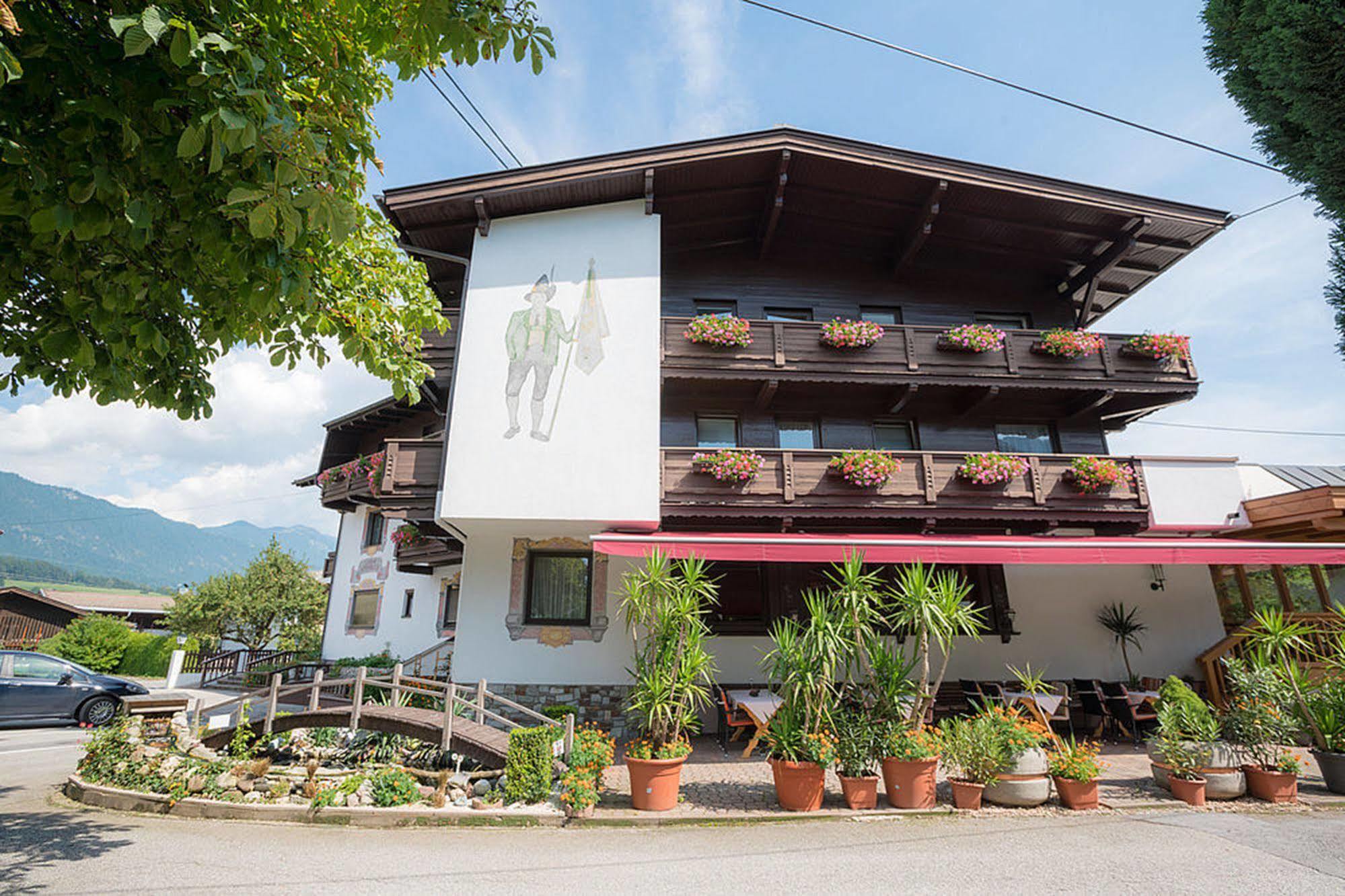 Gasthof Pension Alpenblick Radfeld Zewnętrze zdjęcie