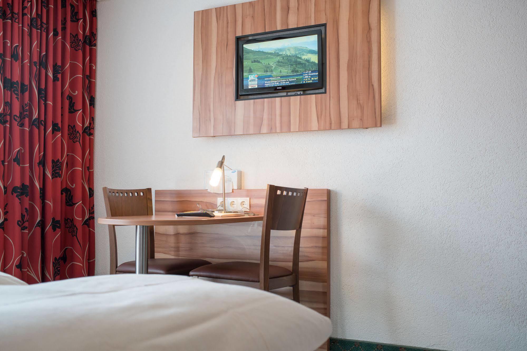 Gasthof Pension Alpenblick Radfeld Zewnętrze zdjęcie